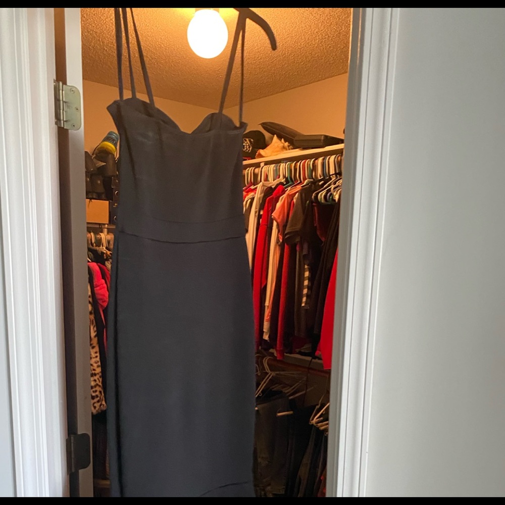 Formal Dress - Picture 3 of 4